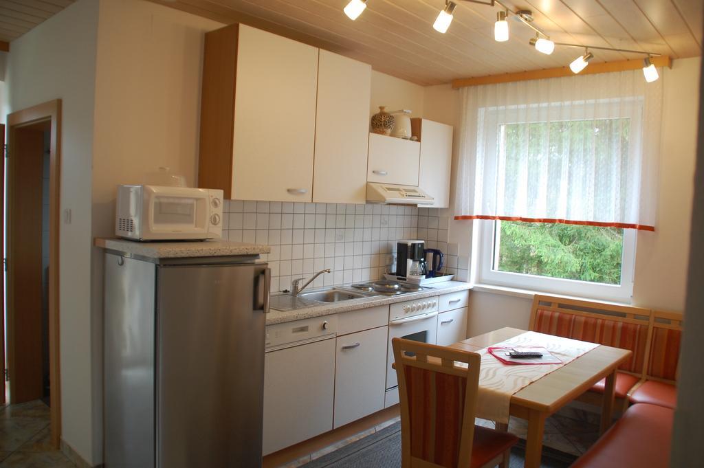 Ferienwohnung Haus am Wald Faak am See Zimmer foto