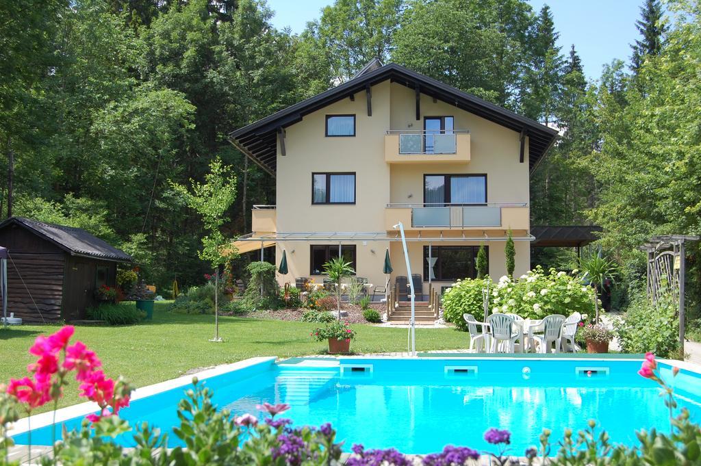 Ferienwohnung Haus am Wald Faak am See Exterior foto